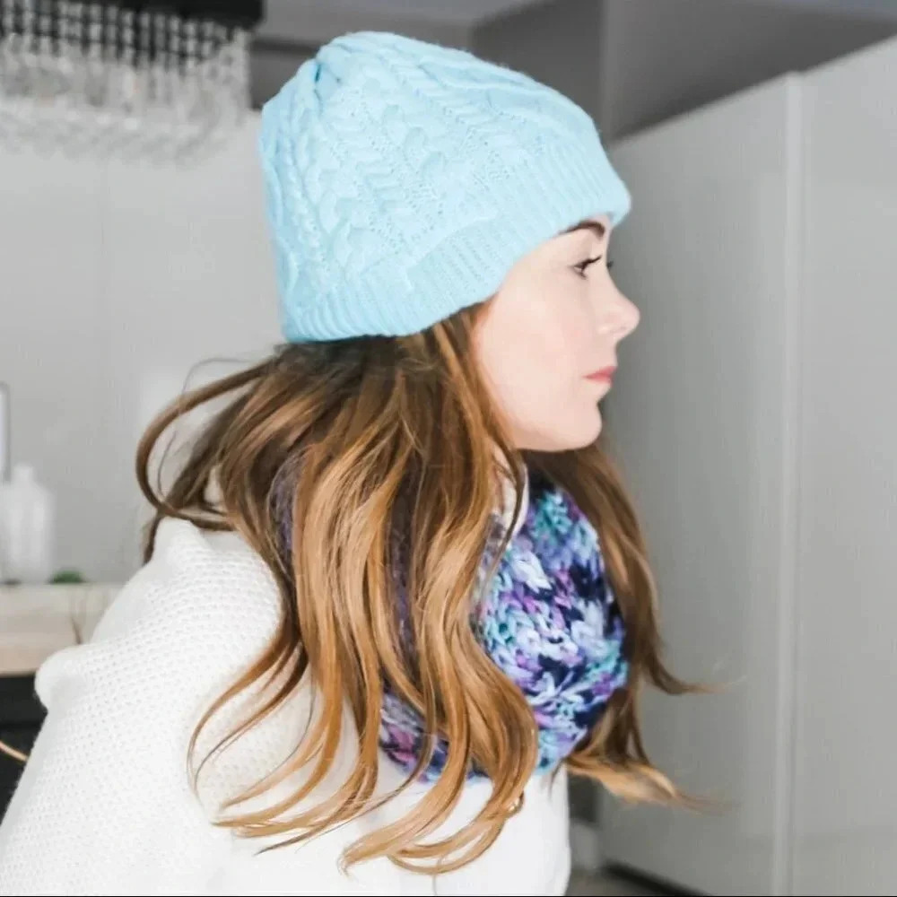 Scarf - Picture 3 of 13
